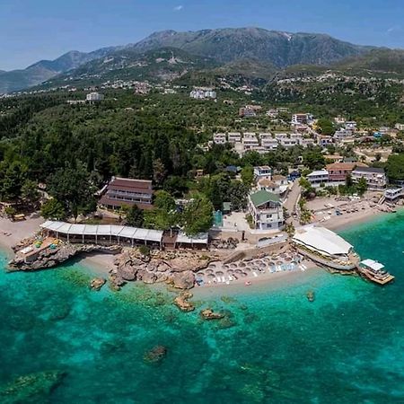 Guesthouse Riviera "Xh&M" Dhërmi Kültér fotó