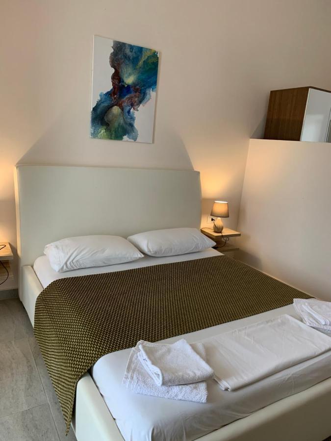 Guesthouse Riviera "Xh&M" Dhërmi Kültér fotó